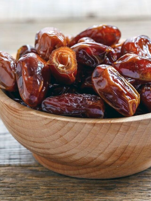 10 Benefits of Including Dates (Khajur) in Your Diet